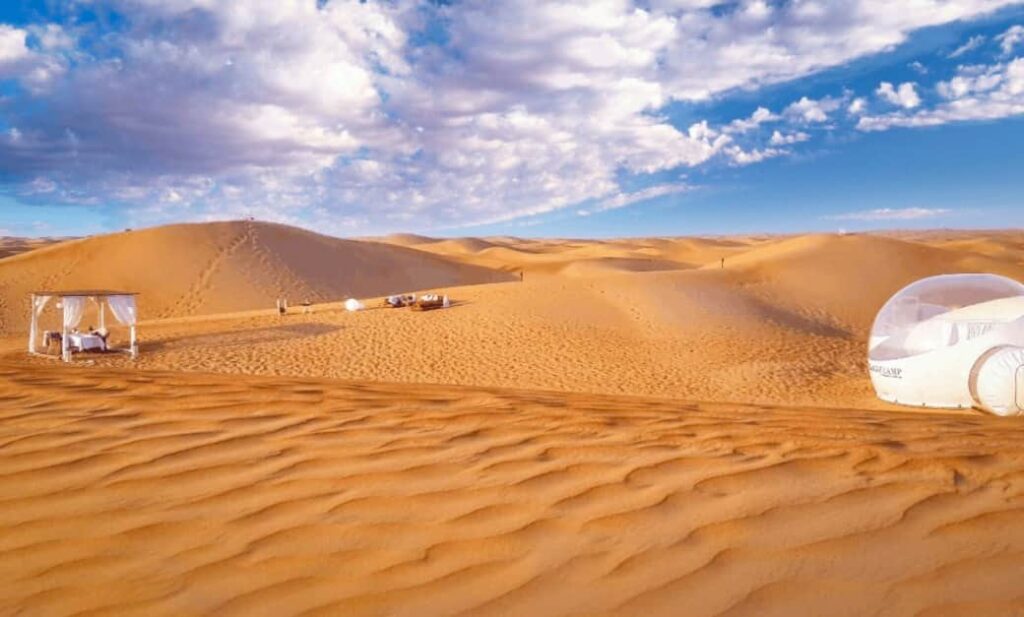 Pop-up desert tent in Dubai