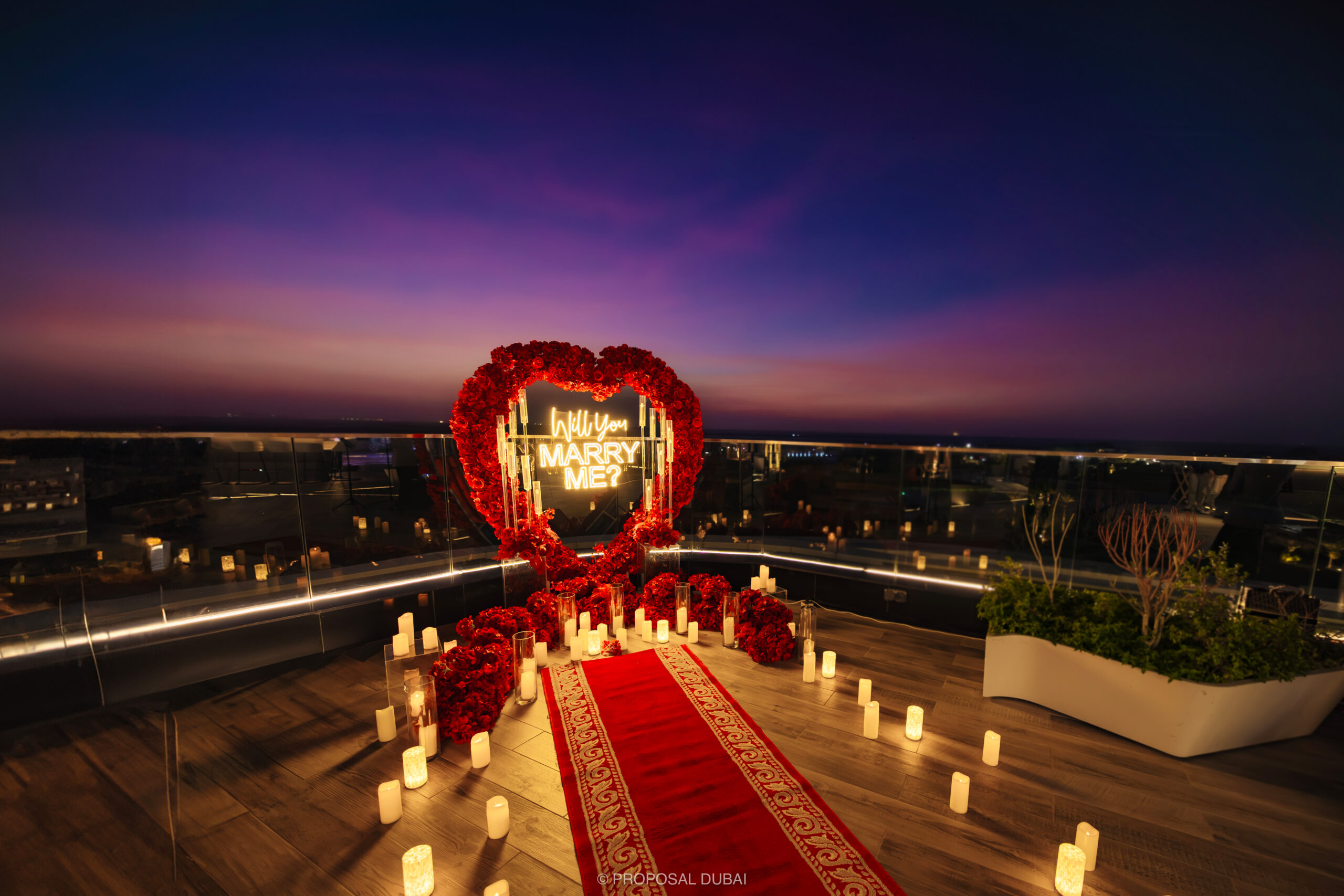 red heart-shaped frame, d3 scaled