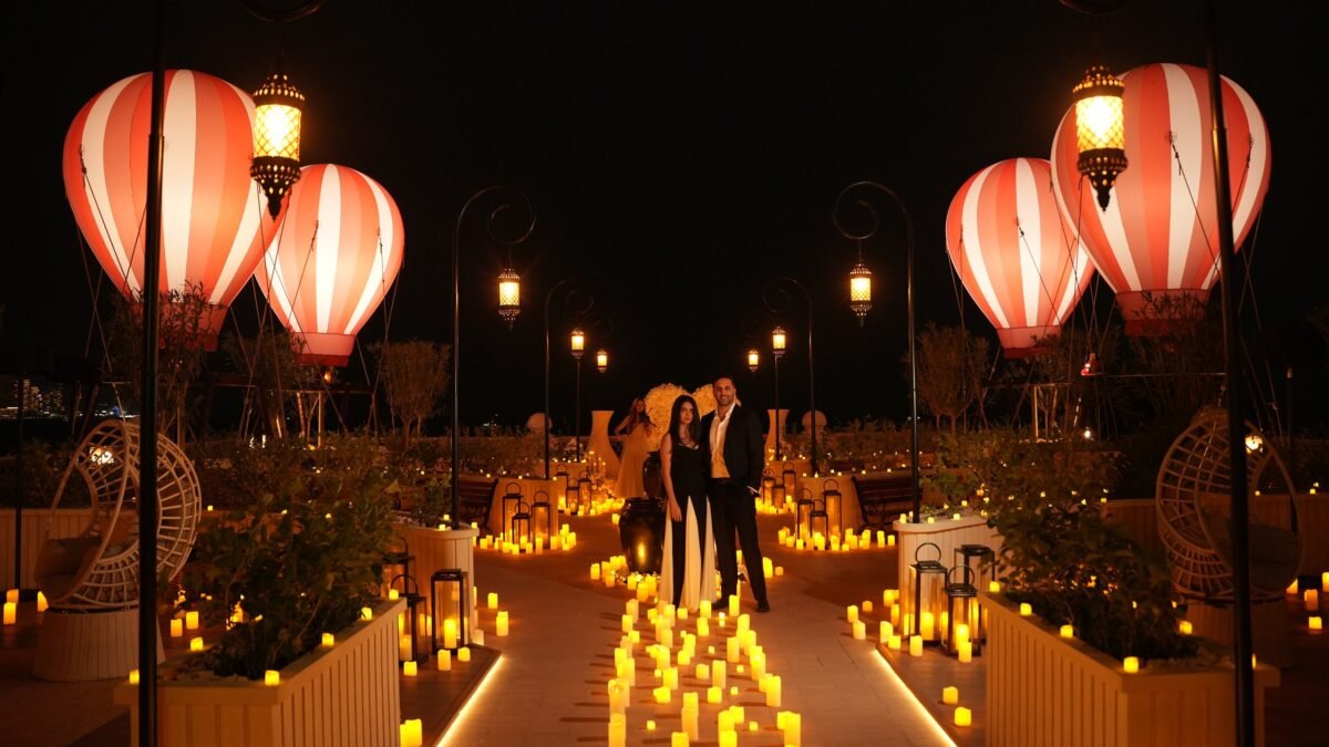 Exclusive Private Terrace with 4 Tethered Balloons, Burj Al Arab View